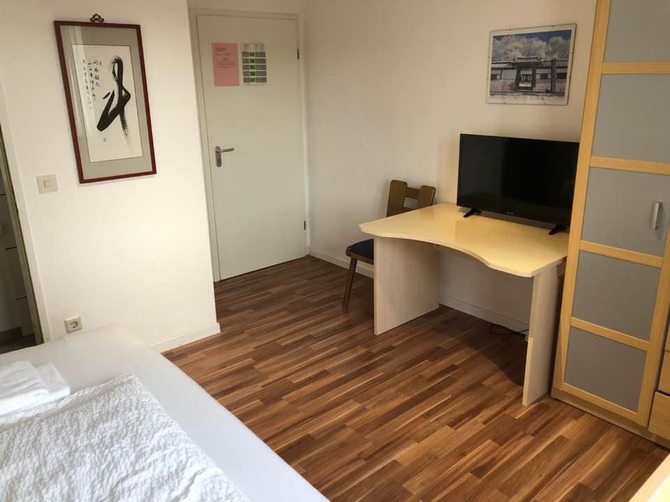 Hotel Kriftelerhof Esterno foto