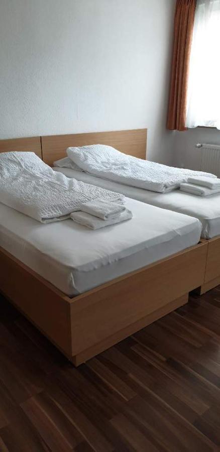 Hotel Kriftelerhof Esterno foto